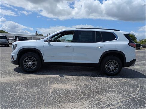New 2026 GMC Acadia Elevation FWD image 4