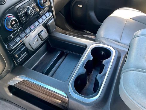 Used 2020 Chevrolet Silverado 1500 LT Trail Boss image 15