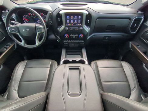 Used 2020 Chevrolet Silverado 1500 LT Trail Boss AWD/4WD image 15