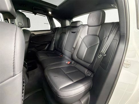 Certified 2026 Porsche Macan Turbo AWD/4WD image 26