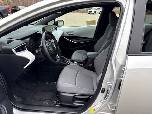 Certified 2025 Toyota Corolla SE image 39