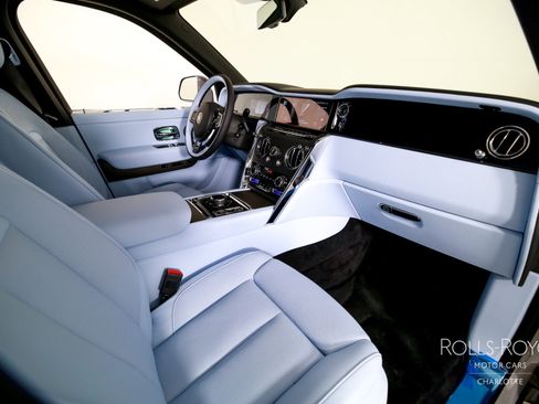New 2026 Rolls-Royce Cullinan image 37
