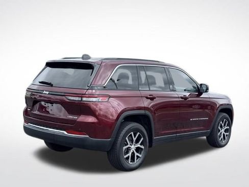 Certified 2025 Jeep Grand Cherokee Limited AWD/4WD image 6