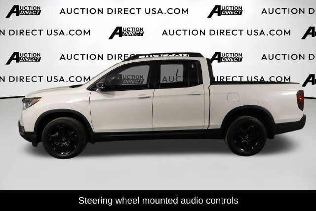 Used 2025 Honda Ridgeline Black Edition image 6