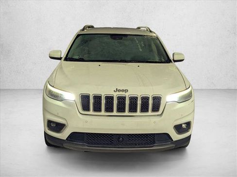 Used 2019 Jeep Cherokee Limited w/ Technology Group image 2