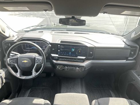 Used 2022 Chevrolet Silverado 1500 LT w/ Protection Package AWD/4WD image 14