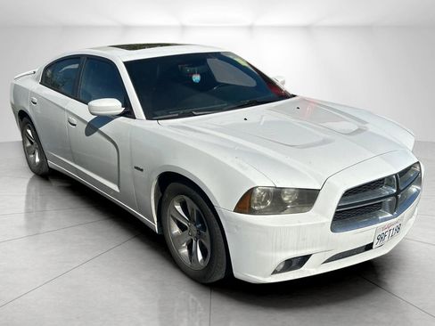 Used 2014 Dodge Charger R/T image 1