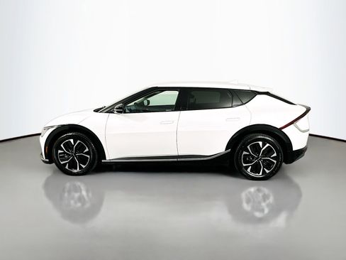 Used 2023 Kia EV6 Wind AWD/4WD image 4