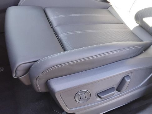 New 2025 Audi Q5 Premium Plus image 14