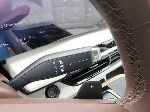New 2026 Buick Enclave Avenir w/ Super Cruise Package AWD/4WD image 24