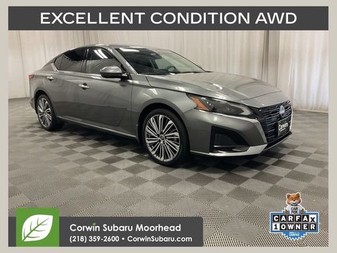 Used 2023 Nissan Altima 2.5 SL AWD/4WD image 1
