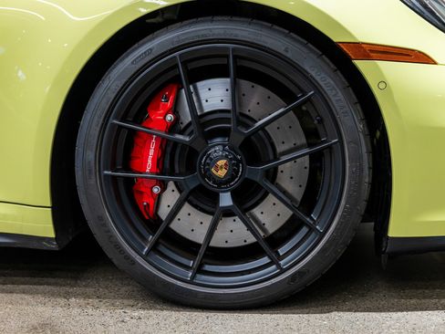 Certified 2026 Porsche 911 Carrera GTS RWD image 19