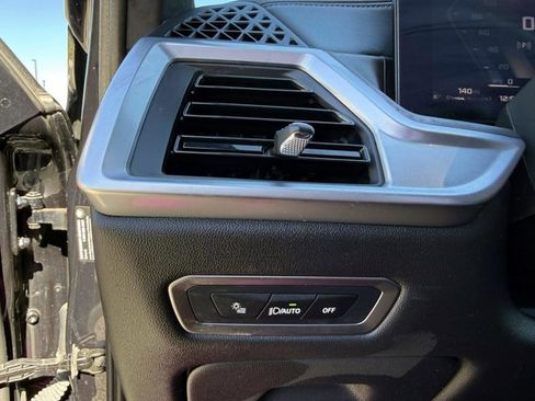 Certified 2024 BMW X7 M60i w/ Climate Comfort Package image 38