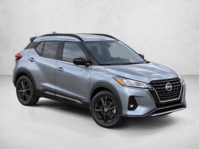 Used 2021 Nissan Kicks SR w/ Interior Electronics Package FWD image 3