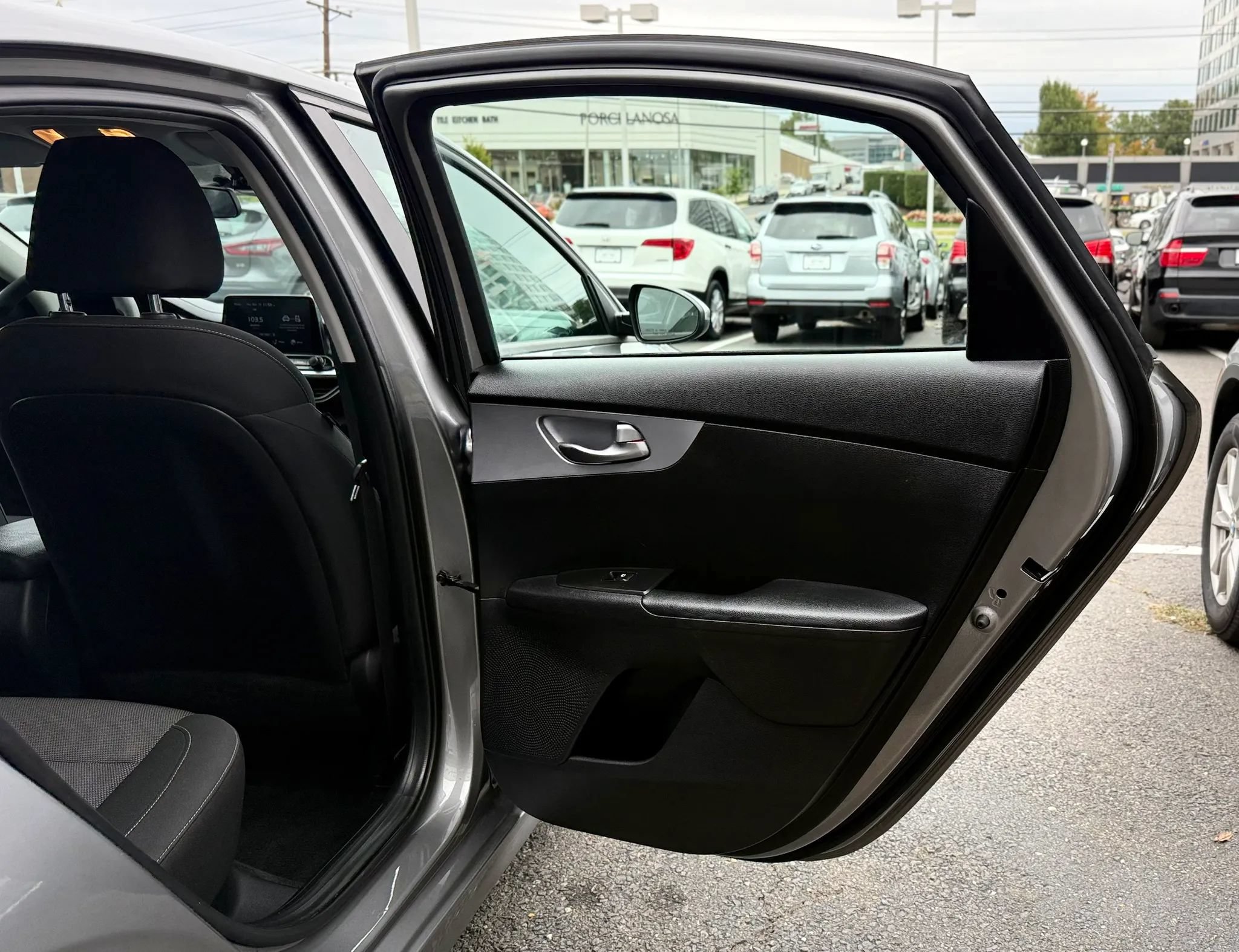 Used 2022 Kia Forte LXS FWD image 27