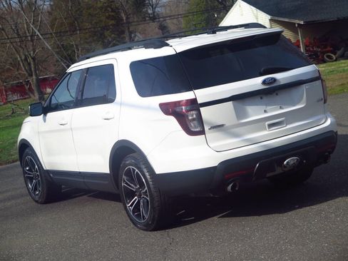 Used 2015 Ford Explorer Sport w/ Equipment Group 401A AWD/4WD image 22
