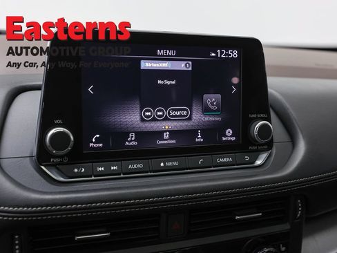 Used 2023 Nissan Rogue SV w/ SV Premium Package AWD/4WD image 21