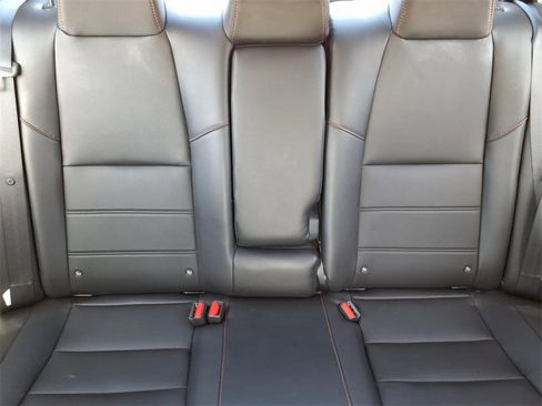 Used 2024 Nissan Sentra SR w/ SR Premium Package image 17