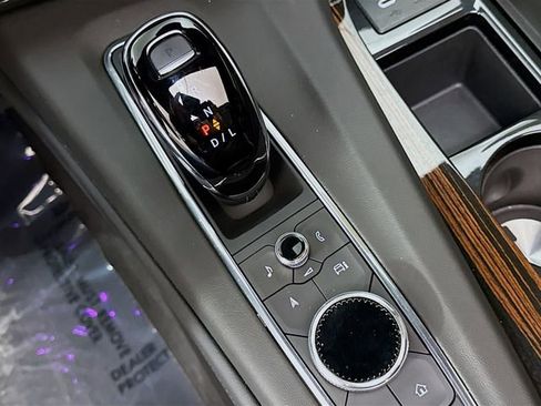 Used 2023 Cadillac Escalade Premium Luxury w/ LPO, Radiant Package image 19