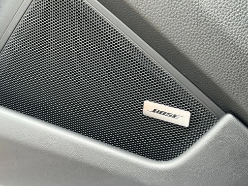 Certified 2025 Porsche 911 Carrera RWD image 31