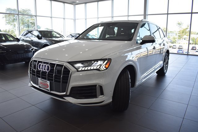 Used 2023 Audi Q7 3.0T Premium AWD/4WD image 3
