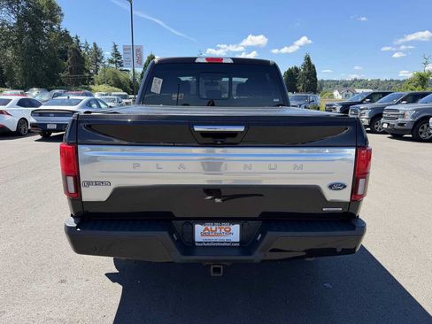 Used 2018 Ford F150 Platinum w/ Technology Package AWD/4WD image 7