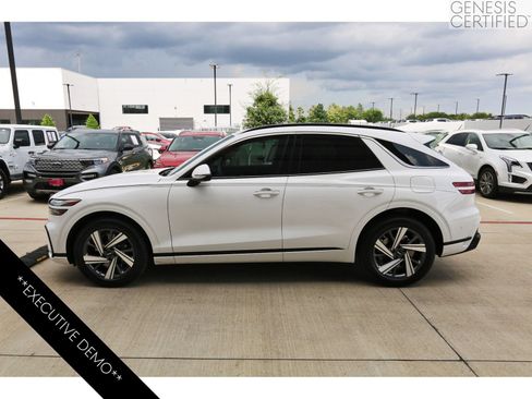 Used 2026 Genesis GV70 3.5T Sport Advanced AWD/4WD image 5