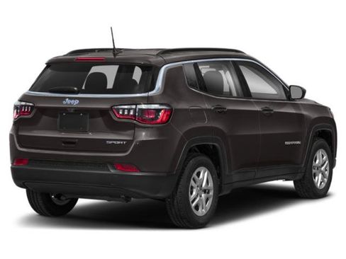 Used 2021 Jeep Compass Limited w/ Elite Interior Group AWD/4WD image 4