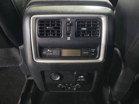 Used 2013 INFINITI JX35 FWD w/ Premium Pkg image 18