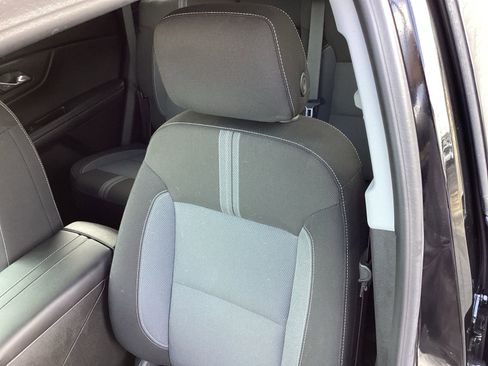 Used 2024 Chevrolet Blazer LT w/ Convenience Package FWD image 11