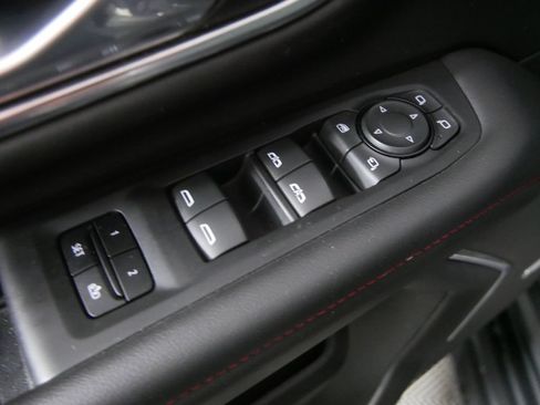 Used 2023 Chevrolet Suburban RST w/ Luxury Package AWD/4WD image 14