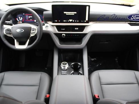 New 2026 Ford Explorer Active image 13