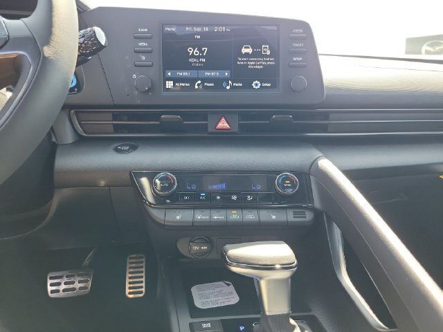 New 2026 Hyundai Elantra SEL Sport FWD image 15