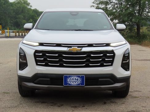 Certified 2026 Chevrolet Equinox LT AWD/4WD image 4