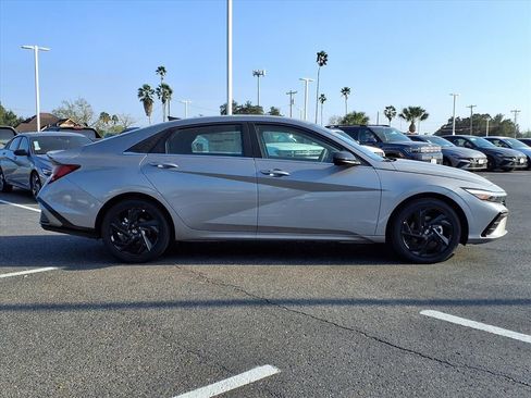 New 2026 Hyundai Elantra SEL Sport image 5