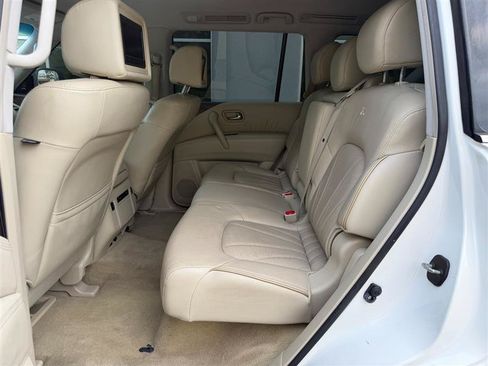 Used 2013 INFINITI QX56 4WD w/ Deluxe Touring Pkg image 35