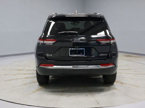 Used 2023 Jeep Grand Cherokee Limited image 11