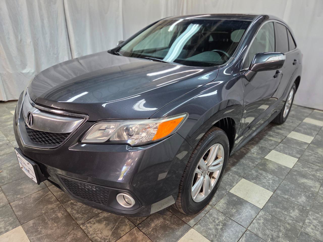 Used 2015 Acura RDX w/ Technology Package AWD/4WD image 2