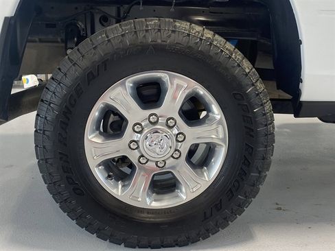 Used 2024 RAM 2500 Big Horn w/ Off Road Package image 40