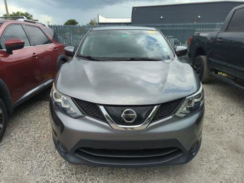 Certified 2019 Nissan Rogue Sport S AWD/4WD image 3