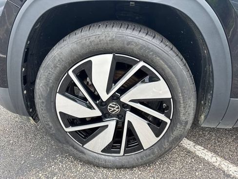 Certified 2025 Volkswagen Atlas SEL AWD/4WD image 29