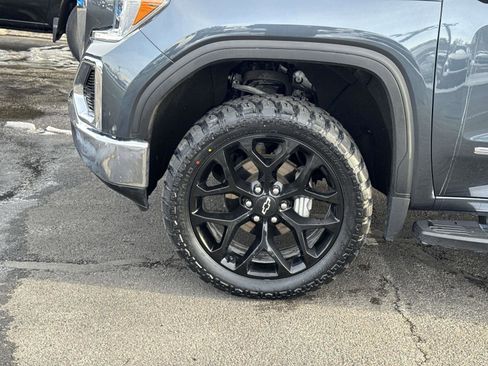 Used 2021 GMC Sierra 1500 SLT w/ SLT Premium Package image 29