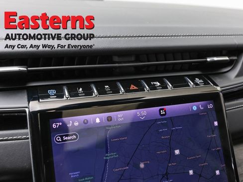 Used 2022 Jeep Grand Cherokee Limited 4xe w/ Luxury Tech Group II AWD/4WD image 19