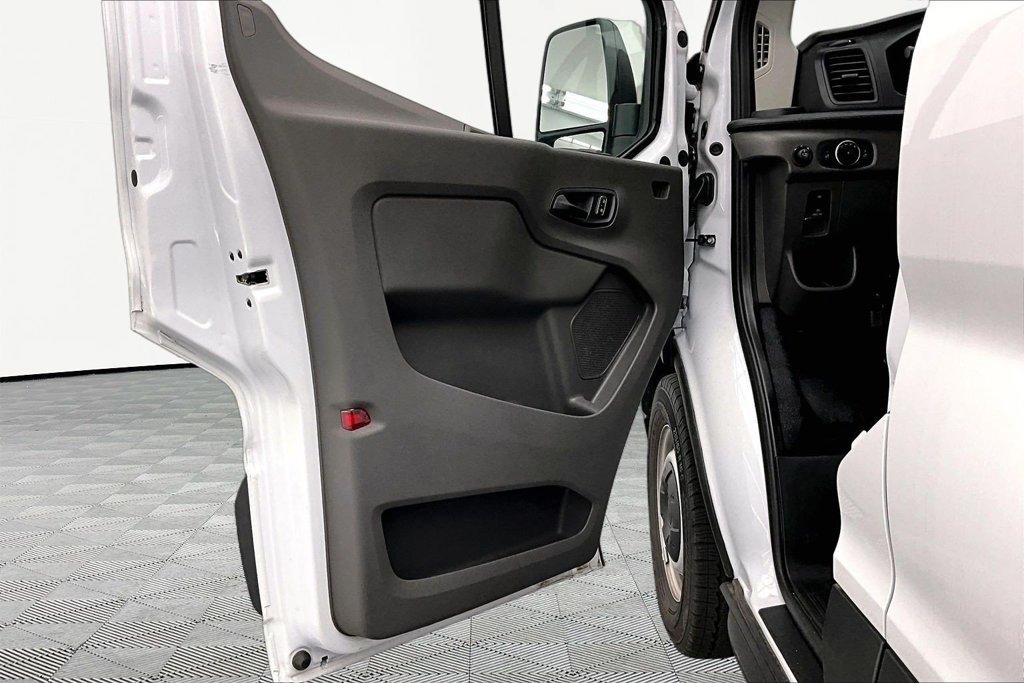 Used 2026 Ford Transit 150 Low Roof RWD image 23