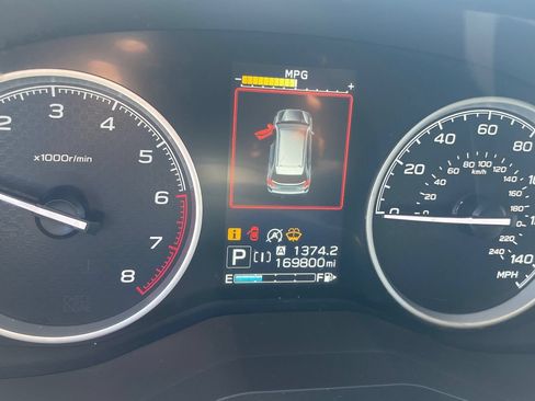 Used 2019 Subaru Forester Premium AWD/4WD image 14