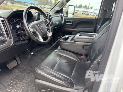 Used 2019 GMC Sierra 2500 SLT w/ Duramax Plus Package