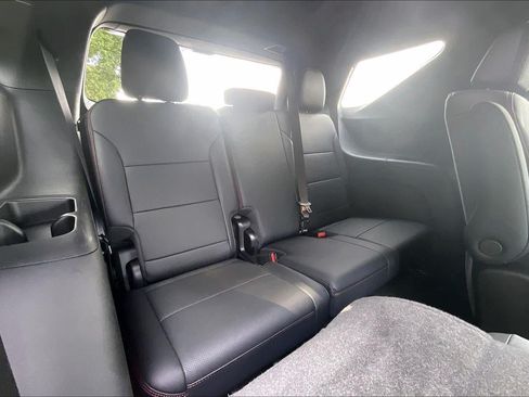 Used 2026 Chevrolet Traverse RS w/ LPO, Floor Liner Package AWD/4WD image 25