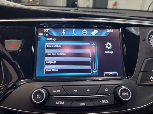 Used 2019 Buick Envision Essence image 23