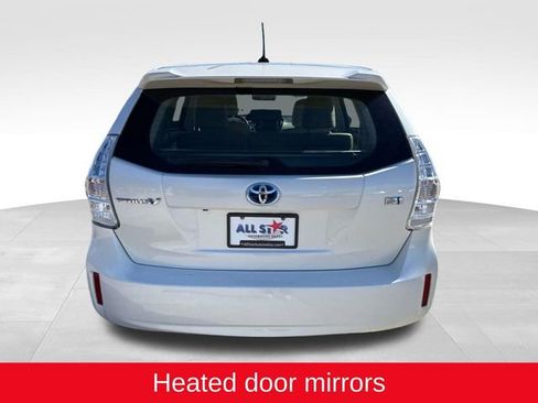 Used 2014 Toyota Prius V Five image 7