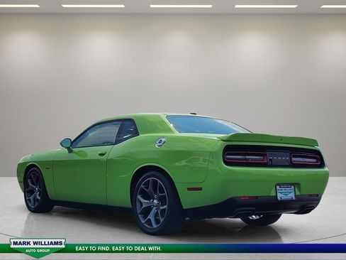 Used 2015 Dodge Challenger R/T w/ Quick Order Package 28B R/T RWD image 6